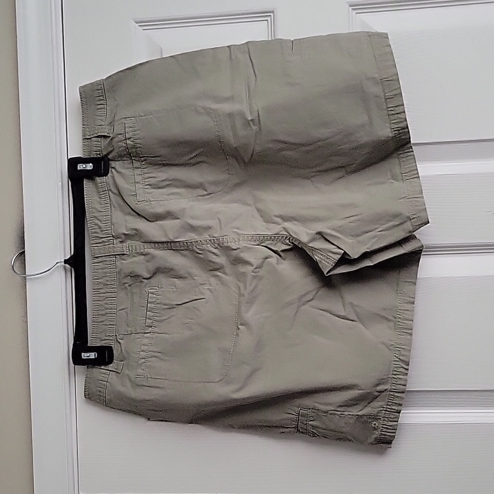 Croft & Barrow Women's Shorts - Picture 4 of 10